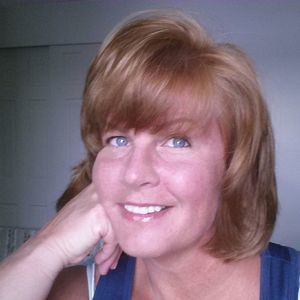 Meet your Posher, Elaine